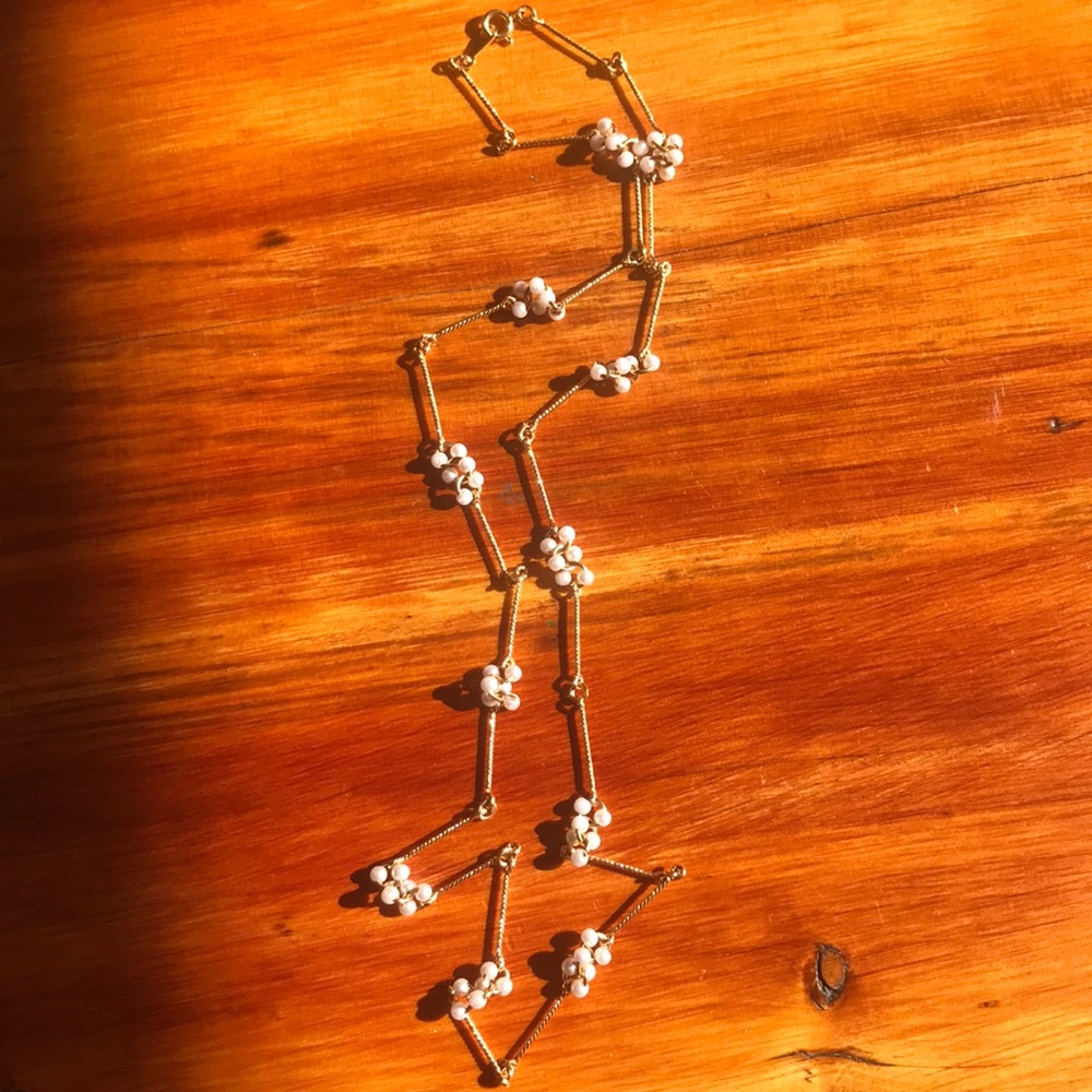 12’ Avon pearl necklace